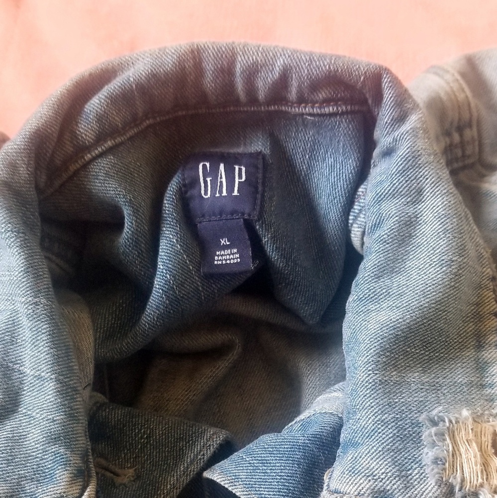 Distressed Denim Jacket - Picture 3 of 6